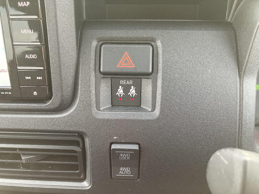 トヨタ ピクシスＶ ﾃﾞﾗｯｸｽ