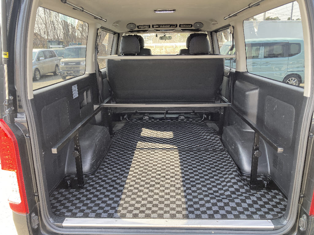 トヨタ ハイエースＶ ﾏﾙﾁﾛｰﾙﾄﾗﾝｽﾎﾟｰﾀｰﾀｲﾌﾟ1