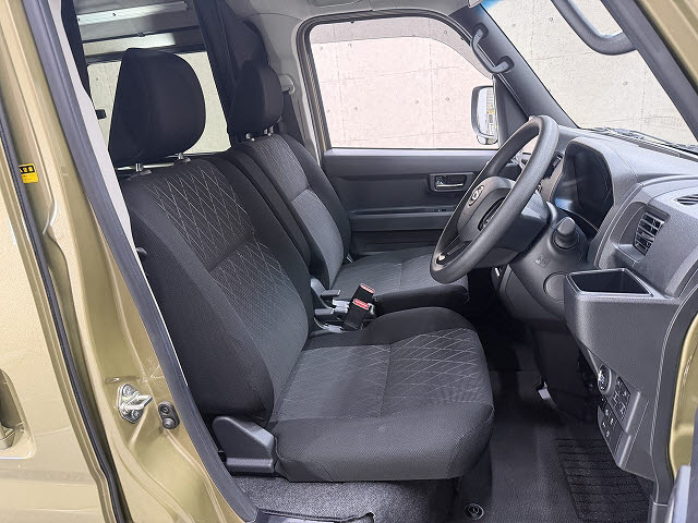 ダイハツ アトレーＶ RS