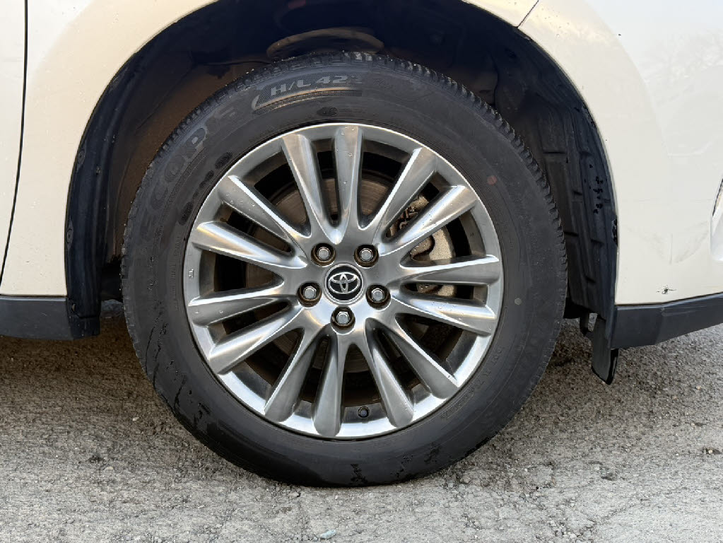 トヨタ ﾊﾘｱｰ ﾊｲﾌﾞﾘｯﾄﾞ ﾌﾟﾚﾐｱﾑ