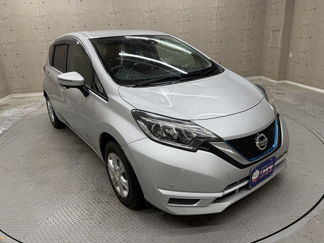 ニッサン ノート ｅパワーＢ