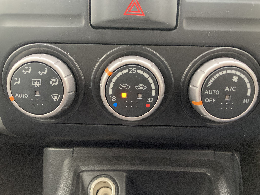 ニッサン エクストレイル 2.0Xtt　4WD