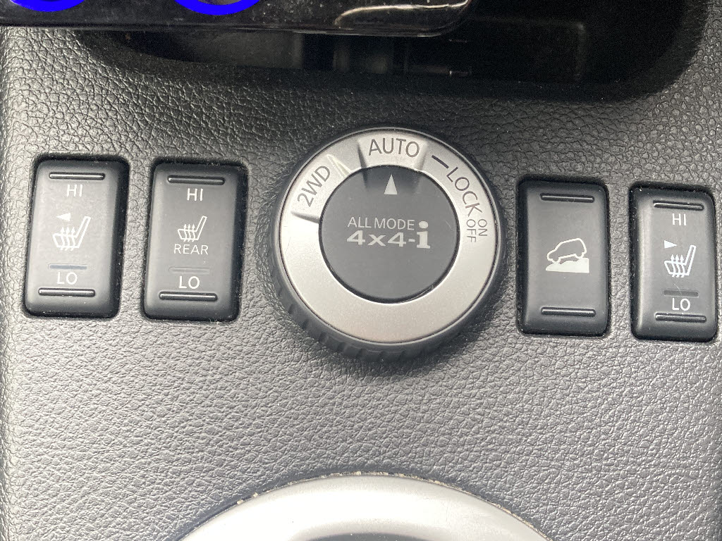 ニッサン エクストレイル 2.0Xtt　4WD