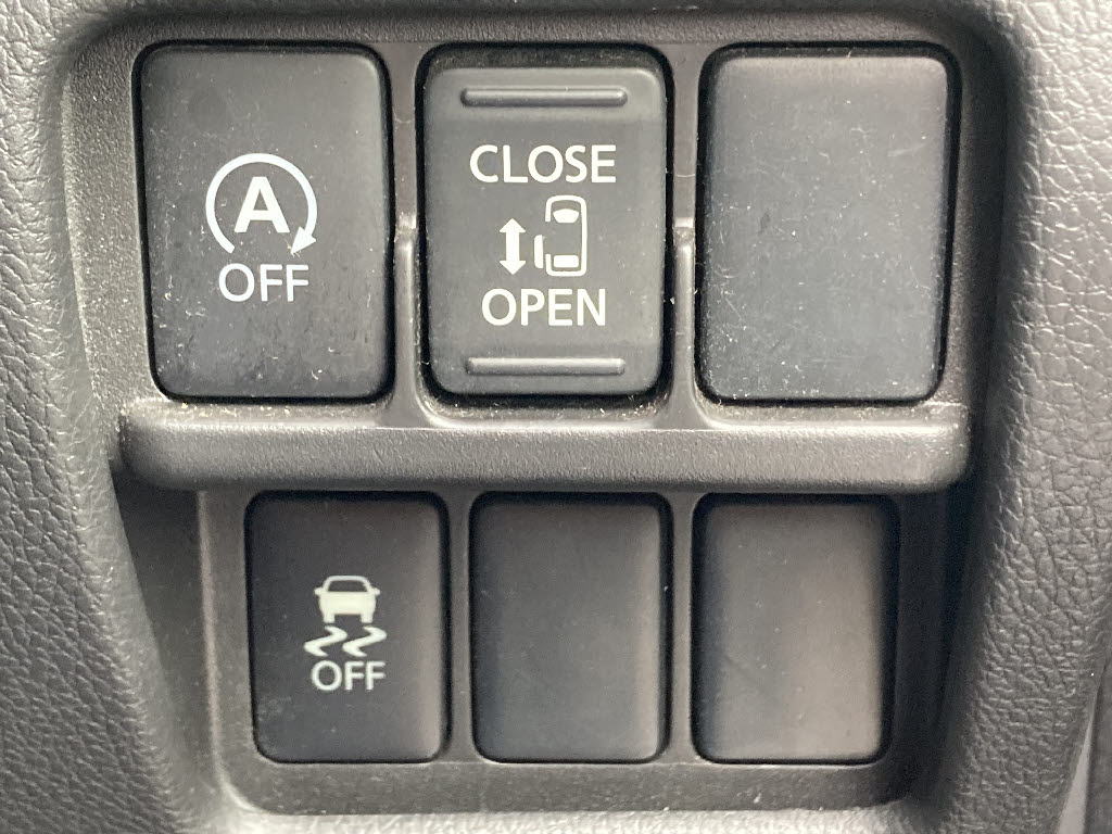 三菱 ｅＫスペース ｶｽﾀﾑG 4WD