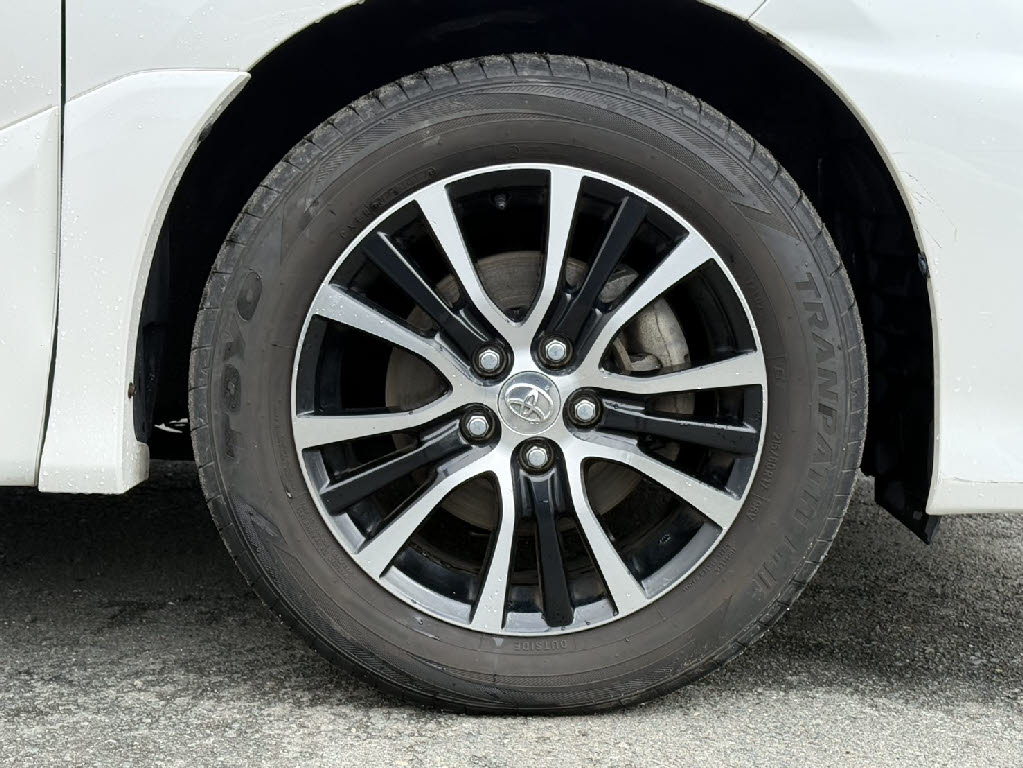 トヨタ エスティマ アエラス 4WD