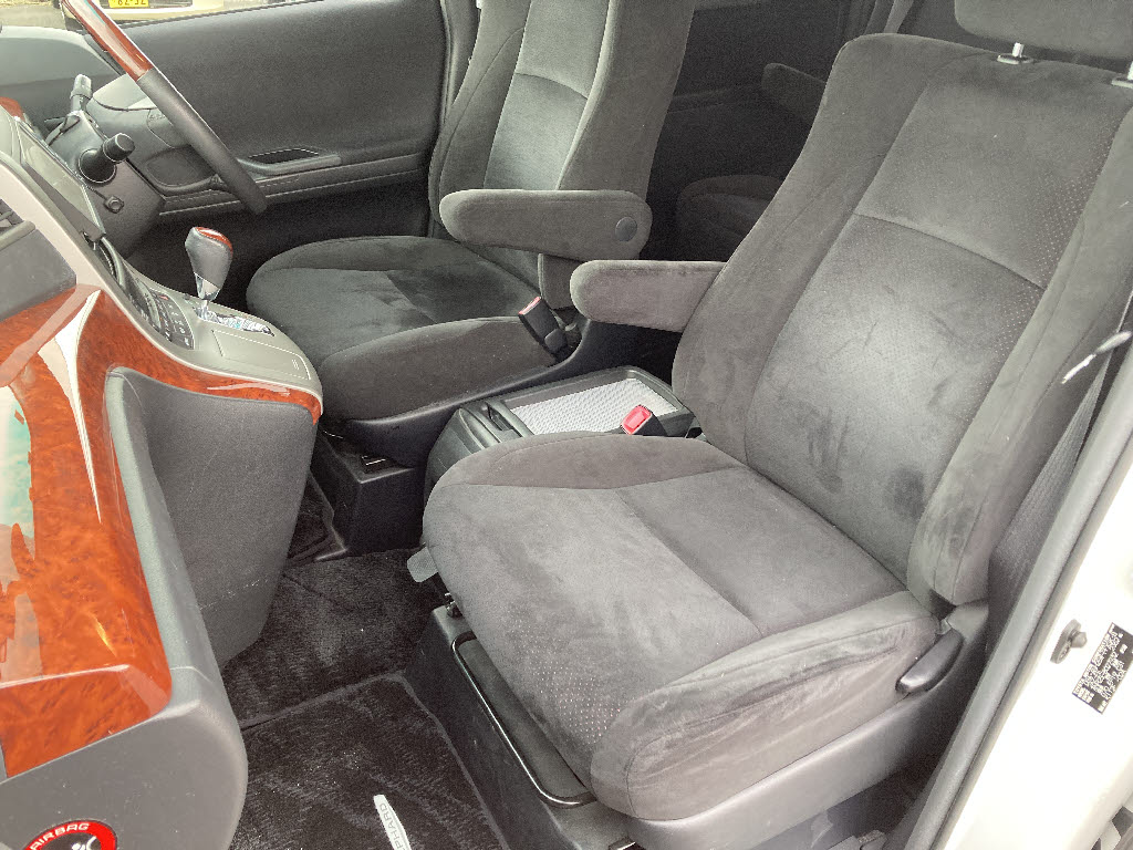 トヨタ アルファード 240Sﾌﾟﾗｲﾑｾﾚｸｼｮﾝ2 4WD