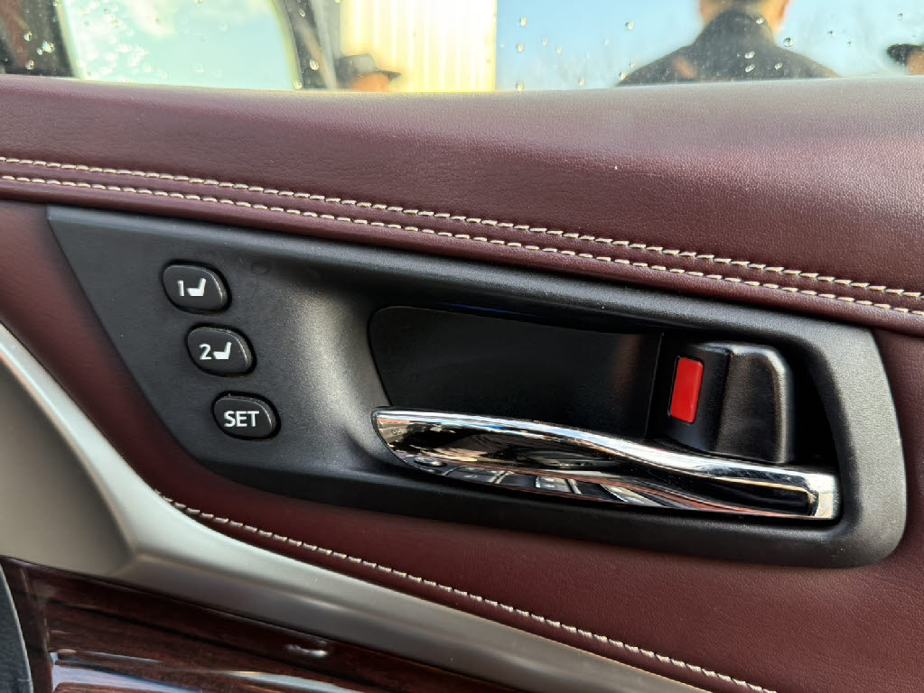 トヨタ ﾊﾘｱｰ ﾊｲﾌﾞﾘｯﾄﾞ ﾌﾟﾚﾐｱﾑｱﾄﾞﾊﾞﾝｽﾊﾟｯｹｰｼﾞ 4WD