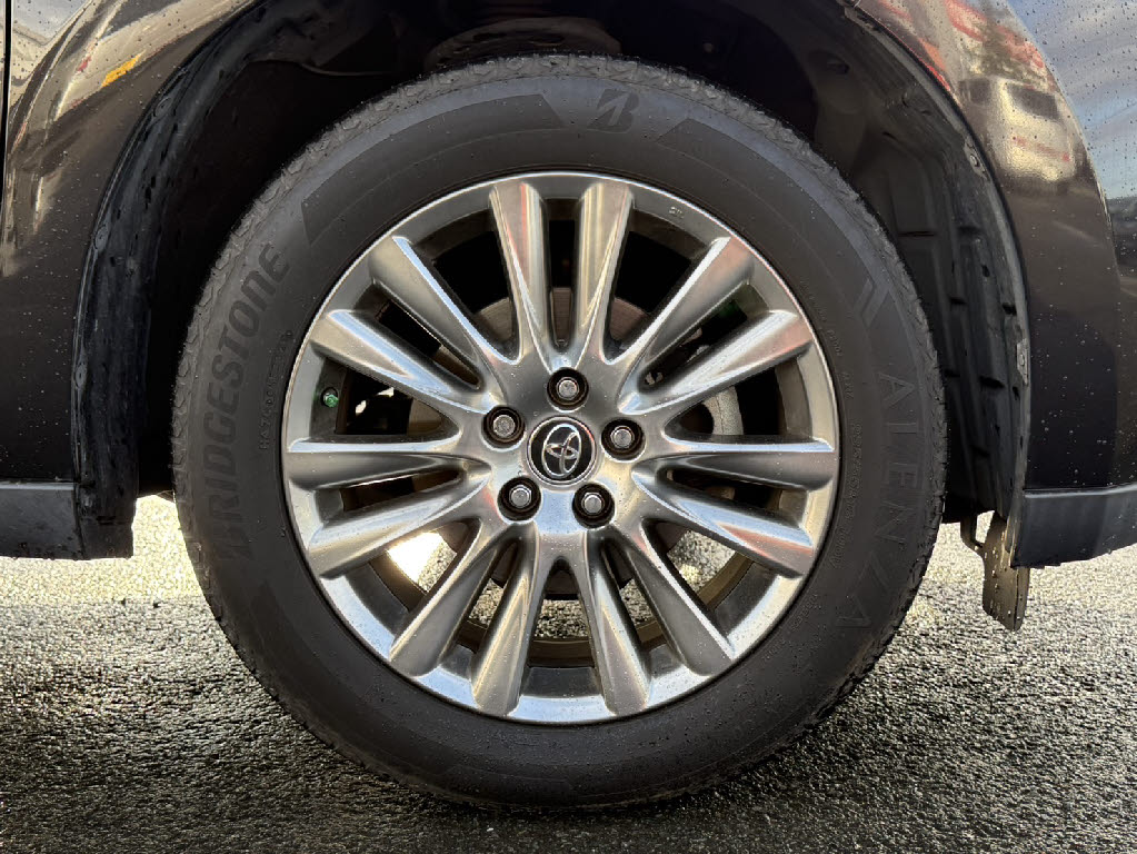 トヨタ ﾊﾘｱｰ ﾊｲﾌﾞﾘｯﾄﾞ ﾌﾟﾚﾐｱﾑｱﾄﾞﾊﾞﾝｽﾊﾟｯｹｰｼﾞ 4WD