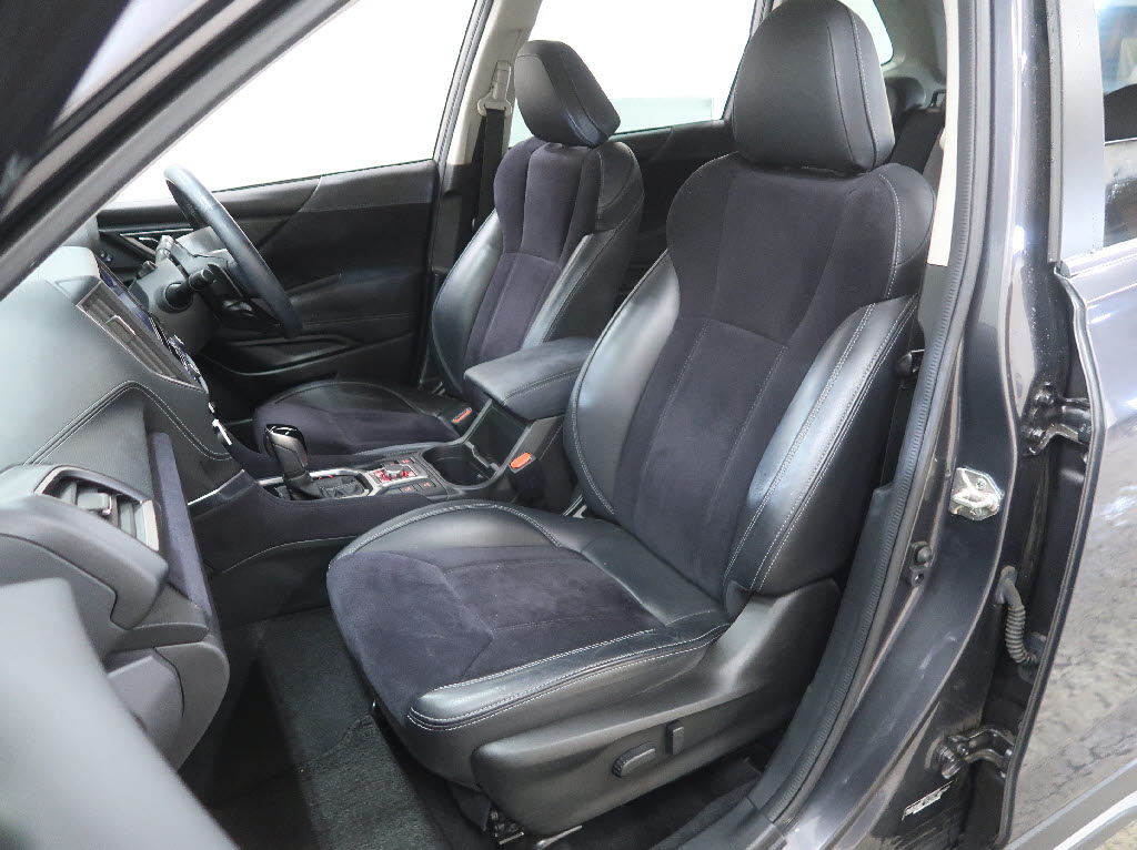 スバル フォレスター スポーツ 4WD