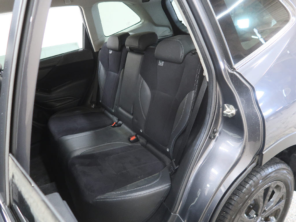 スバル フォレスター スポーツ 4WD