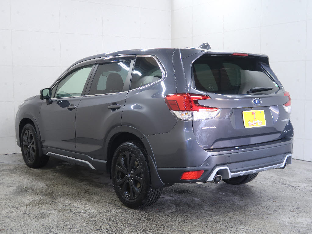 スバル フォレスター スポーツ 4WD