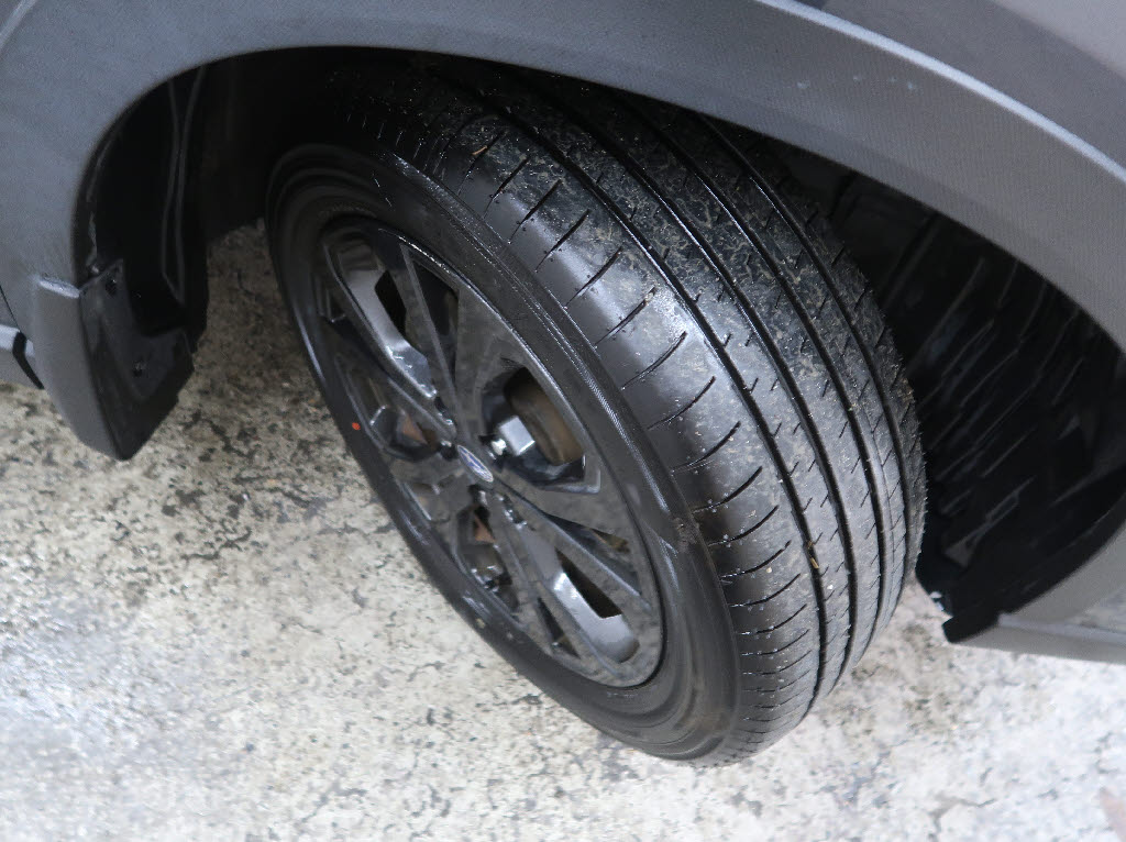 スバル フォレスター スポーツ 4WD