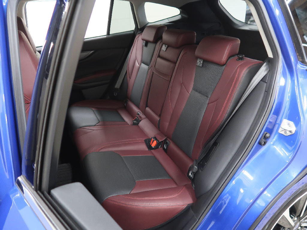 スバル レヴォーグ STIスポーツEX 4WD