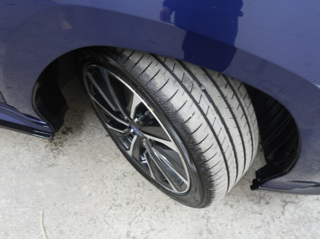 スバル レヴォーグ STIスポーツEX 4WD