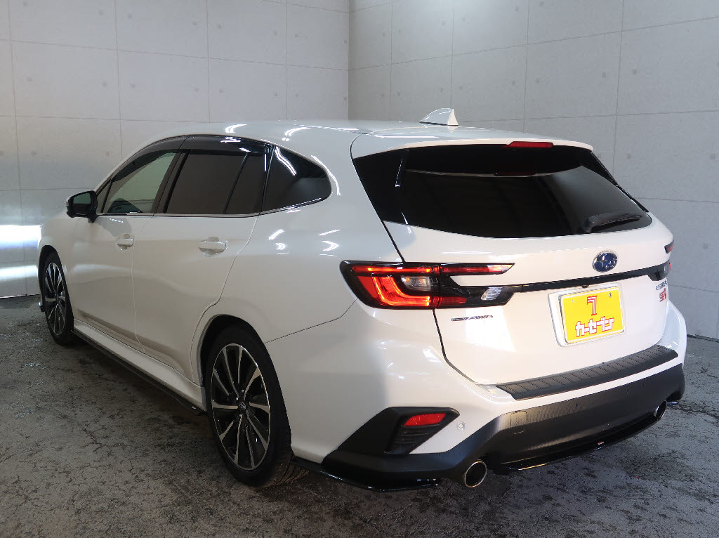 スバル レヴォーグ STIスポーツ EX 4WD