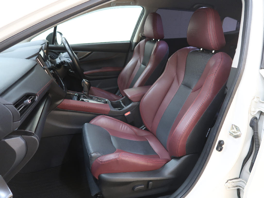 スバル レヴォーグ STIスポーツ EX 4WD