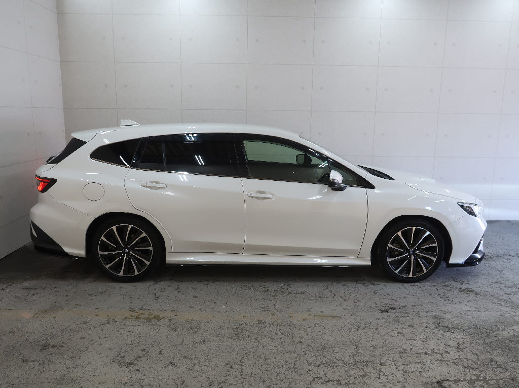 スバル レヴォーグ STIスポーツ EX 4WD