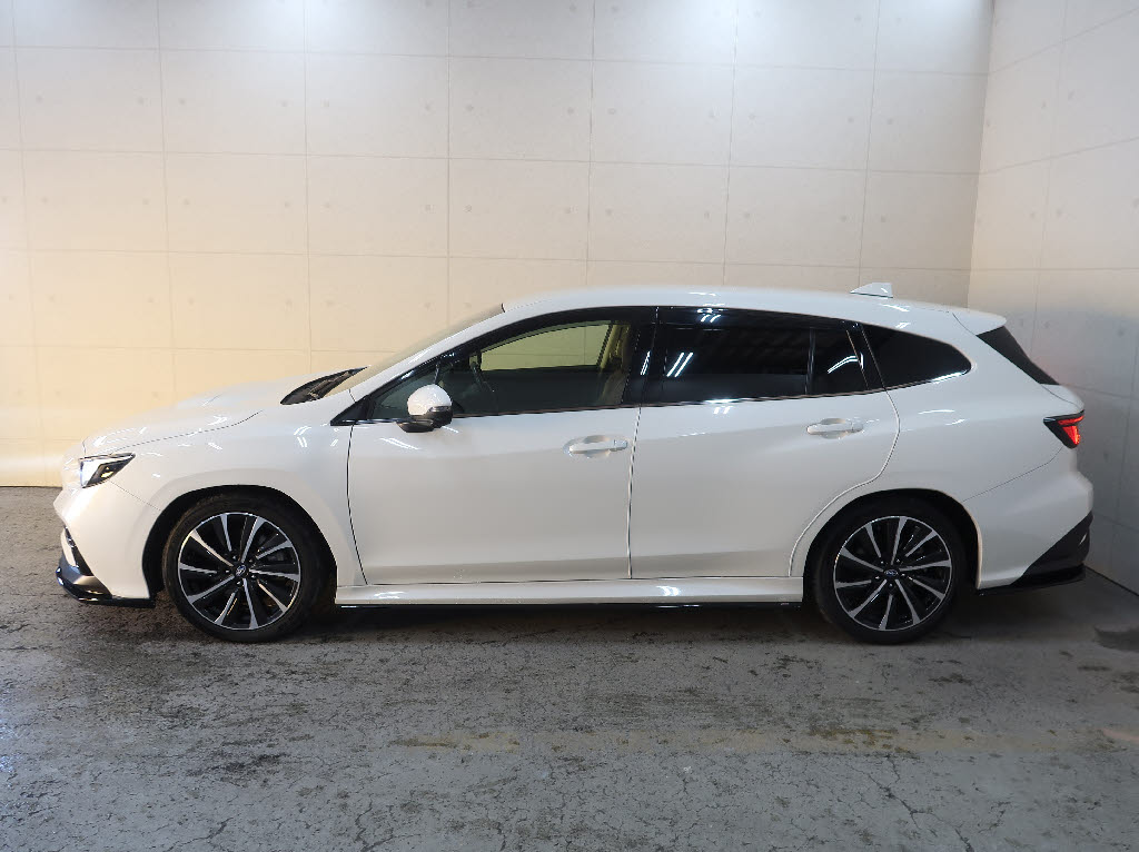 スバル レヴォーグ STIスポーツ EX 4WD