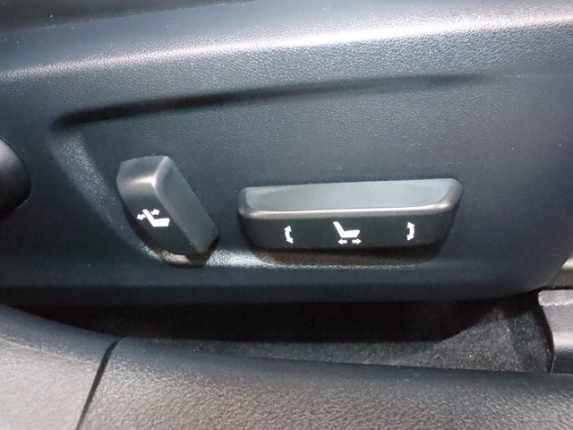 レクサス レクサス ＩＳ ３００ｈ　バージョンＬ