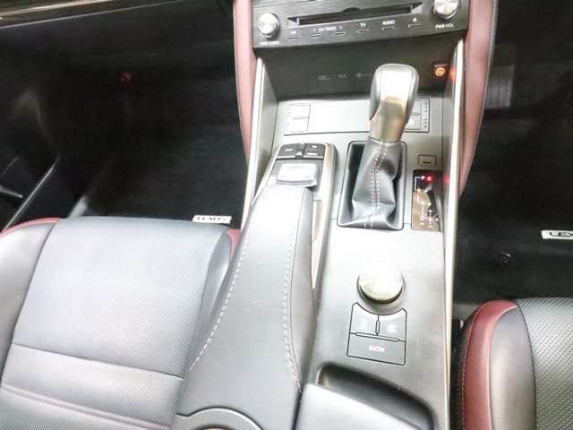 レクサス レクサス ＩＳ ３００ｈ　バージョンＬ