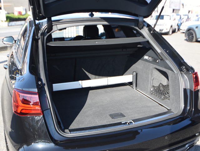 アウディ ｱｳﾃﾞｨ A6 ｱﾊﾞﾝﾄ 2.0TFSIｸﾜﾄﾛSﾗｲﾝPKG