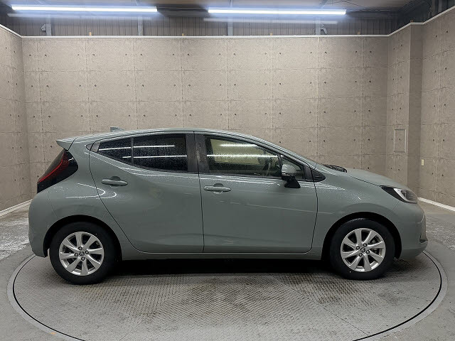 トヨタ アクア Ｚ