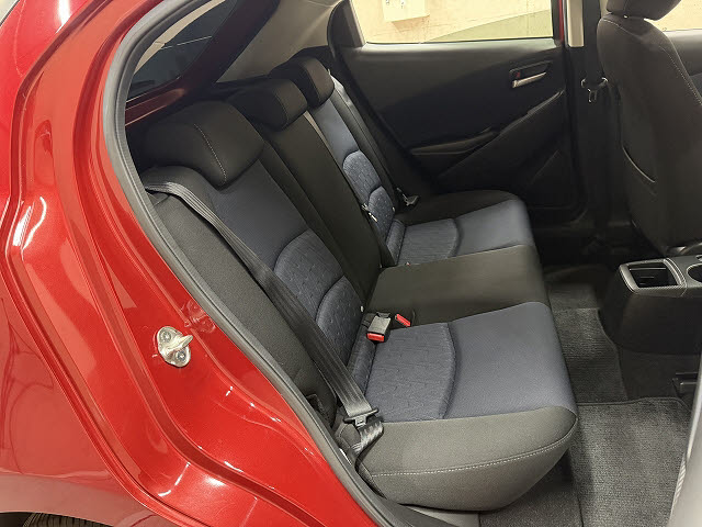 マツダ デミオ 13S