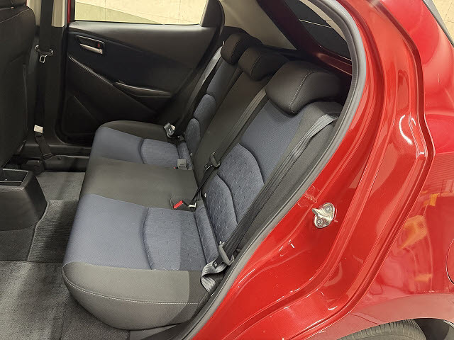 マツダ デミオ 13S