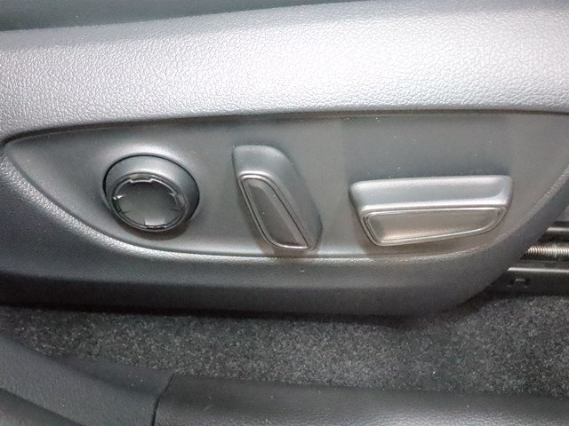 トヨタ ハリアー Zレザーパッケージ