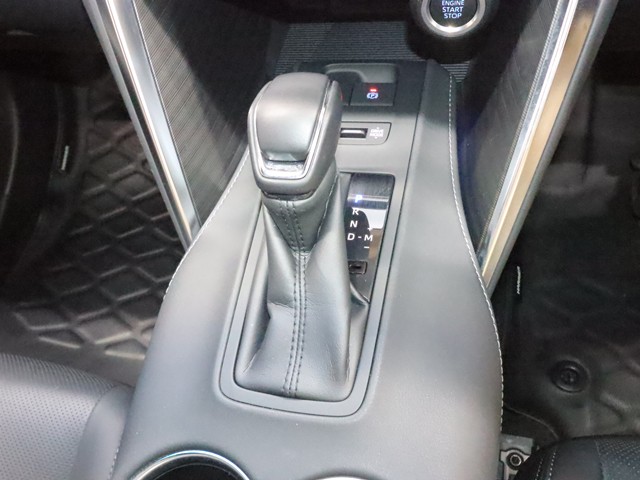 トヨタ ハリアー Zレザーパッケージ