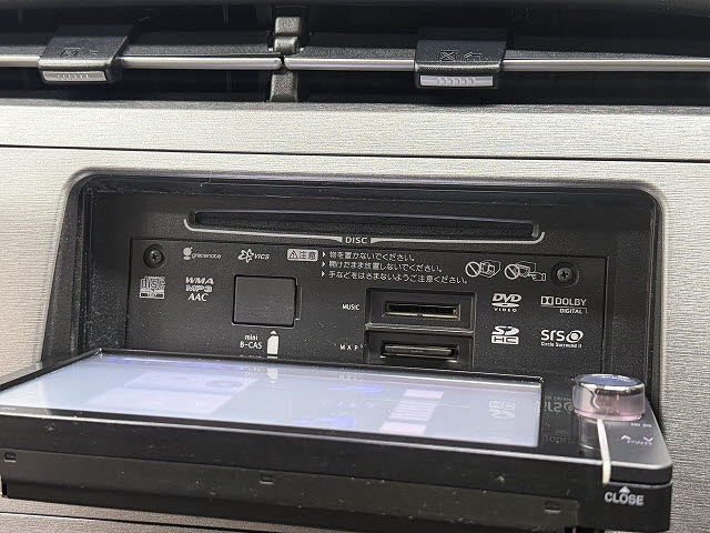 トヨタ プリウス S