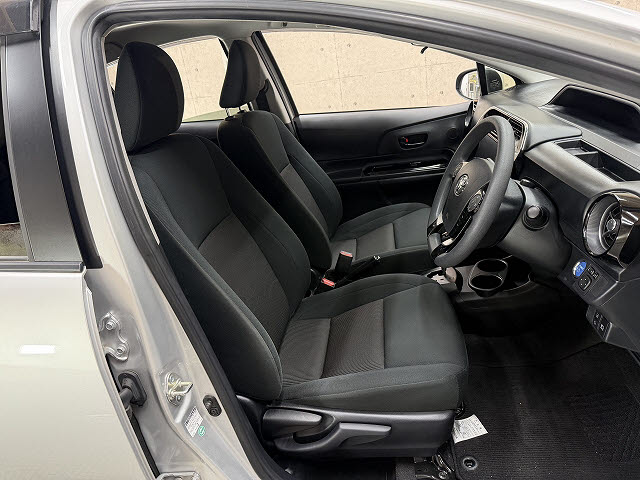 トヨタ アクア Sｽﾀｲﾙﾌﾞﾗｯｸ