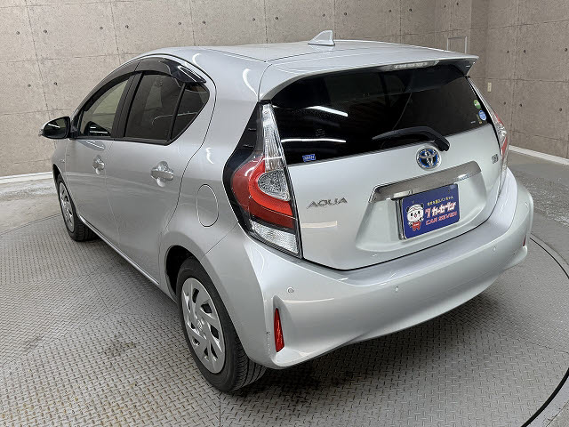 トヨタ アクア Sｽﾀｲﾙﾌﾞﾗｯｸ