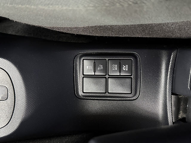 トヨタ アクア Sｽﾀｲﾙﾌﾞﾗｯｸ