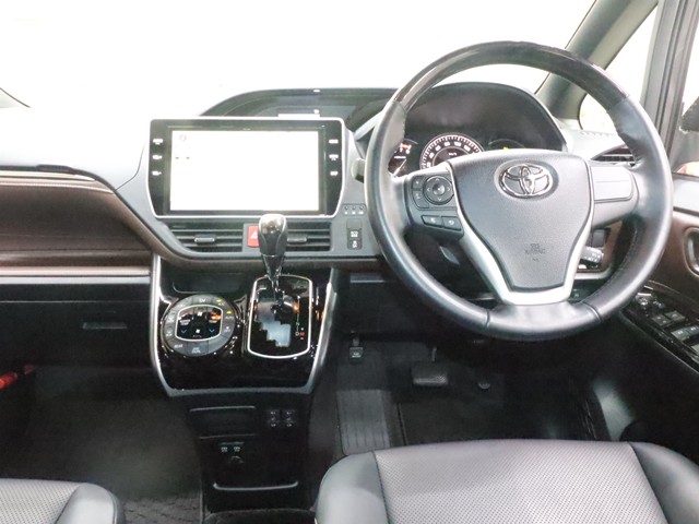 トヨタ エスクァイア GI