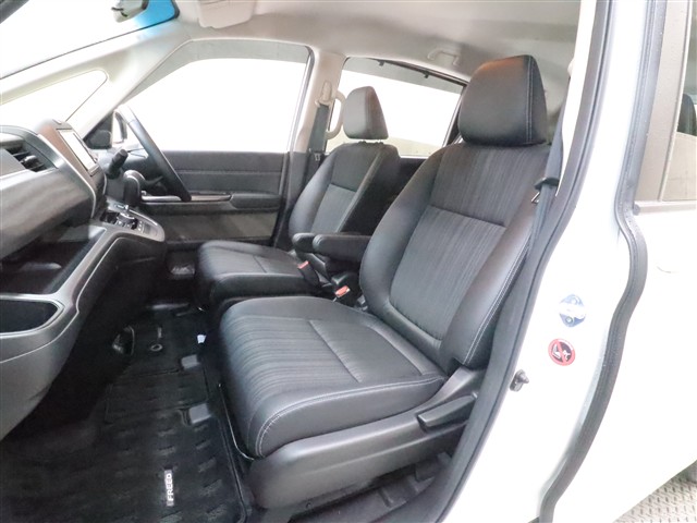 ホンダ フリード G　ﾎﾝﾀﾞｾﾝｼﾝｸﾞ