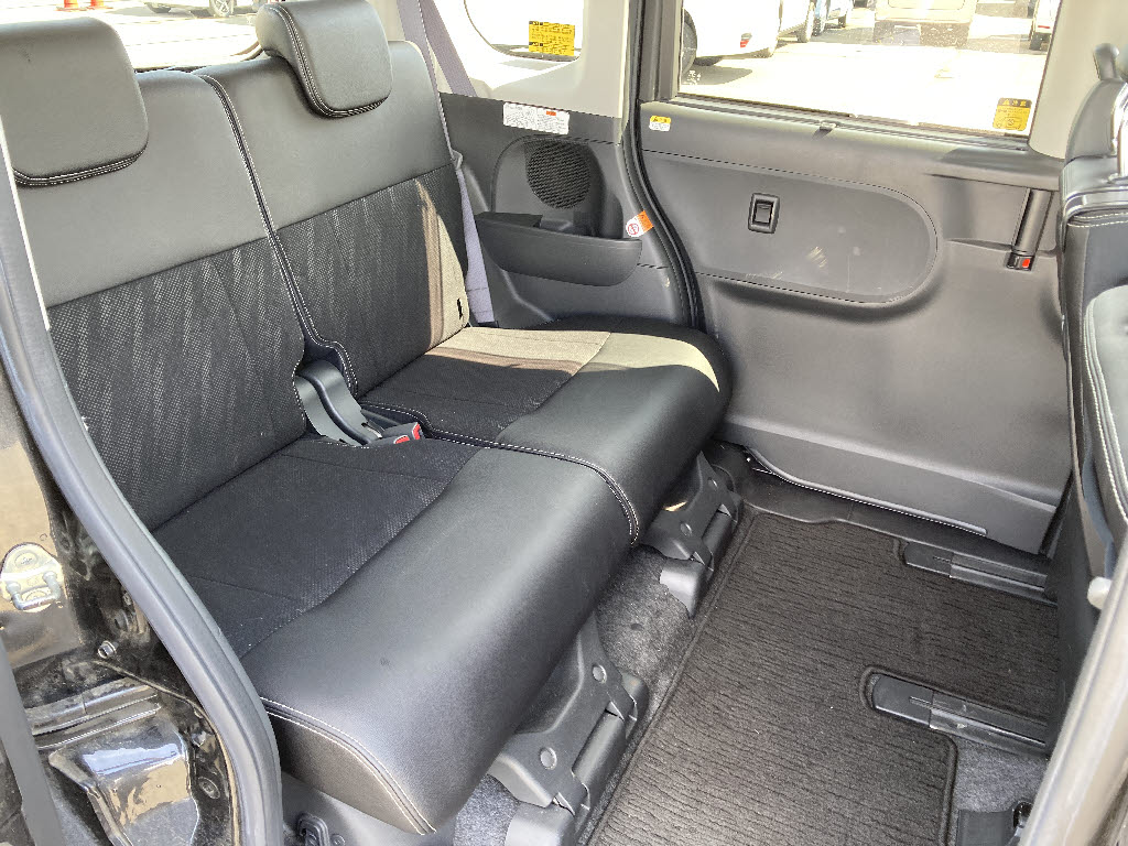 ダイハツ タントカスタム 4WD XﾄｯﾌﾟED SAⅢ