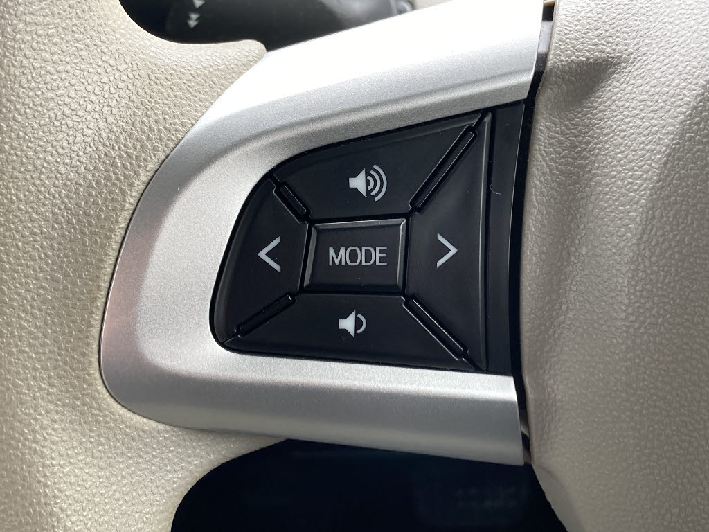 ダイハツ ムーヴキャンバス 4WD GﾒｲｸｱｯﾌﾟLTD SAⅢ