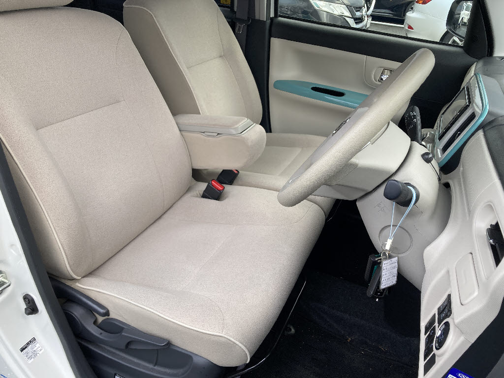 ダイハツ ムーヴキャンバス 4WD GﾒｲｸｱｯﾌﾟLTD SAⅢ