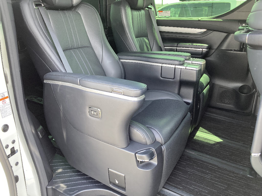 トヨタ ｳﾞｪﾙﾌｧｲｱﾊｲﾌﾞﾘｯﾄﾞ 4WD ｴｸﾞｾﾞｸﾃｨﾌﾞﾗｳﾝｼﾞZ