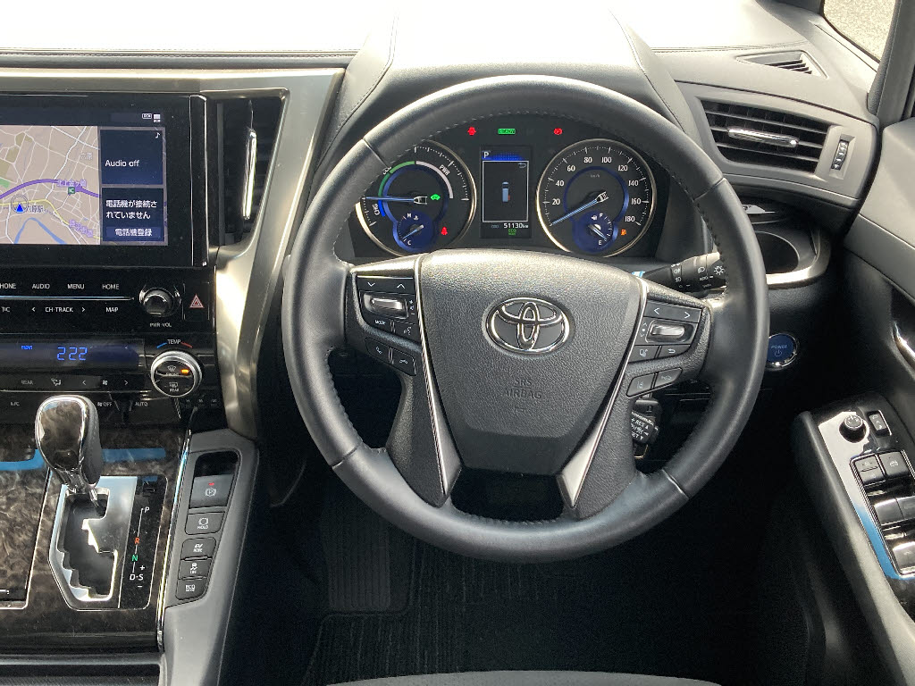 トヨタ ｱﾙﾌｧｰﾄﾞ ﾊｲﾌﾞﾘｯﾄﾞ ﾀｲﾌﾟｺﾞｰﾙﾄﾞⅢ 4WD