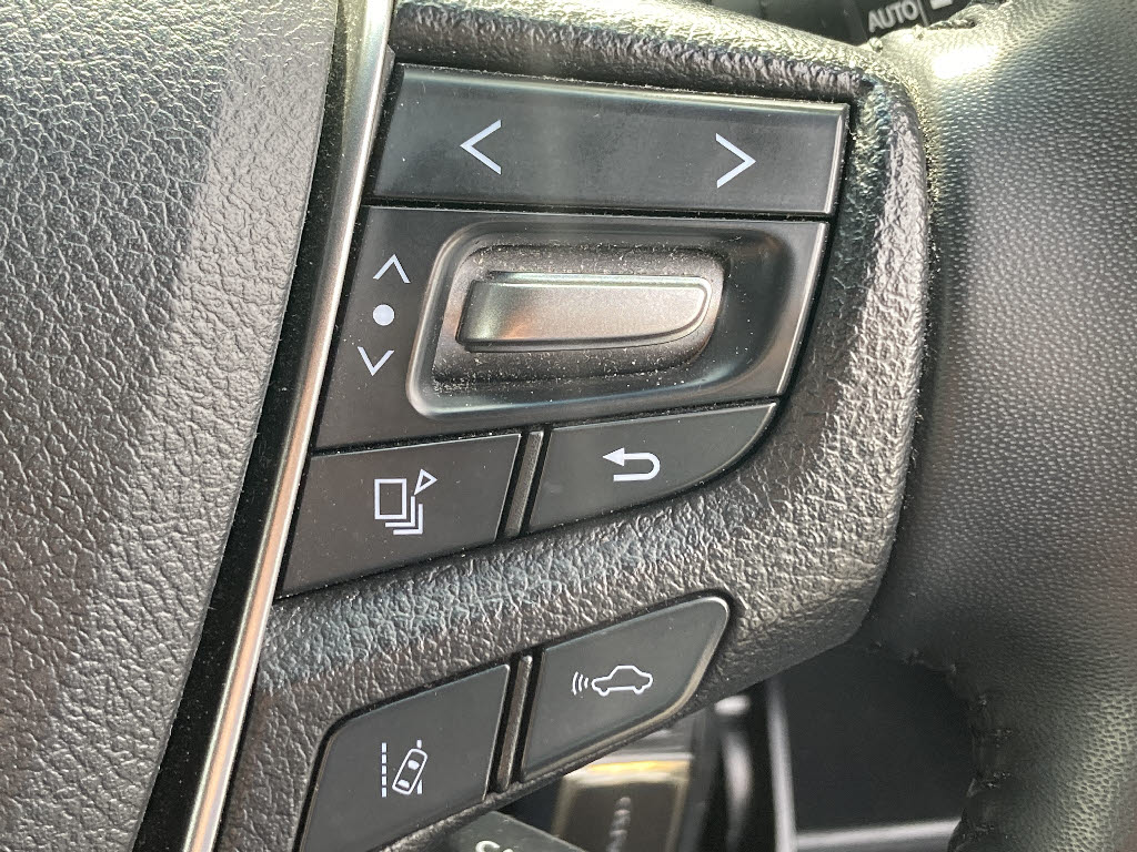 トヨタ ｱﾙﾌｧｰﾄﾞ ﾊｲﾌﾞﾘｯﾄﾞ ﾀｲﾌﾟｺﾞｰﾙﾄﾞⅢ 4WD