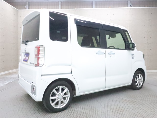 ダイハツ ウエイク Ｌ　ＶＳ　ＳＡ３