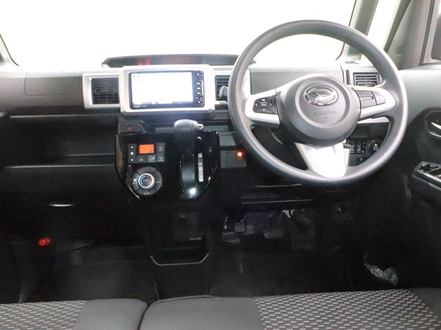 ダイハツ ウエイク Ｌ　ＶＳ　ＳＡ３