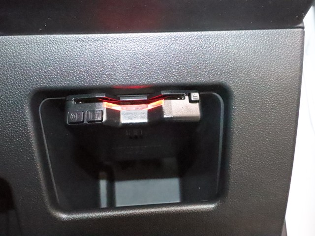 ダイハツ ウエイク Ｌ　ＶＳ　ＳＡ３