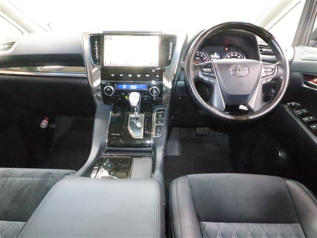 トヨタ アルファード Ｓ　Ｃパッケージ