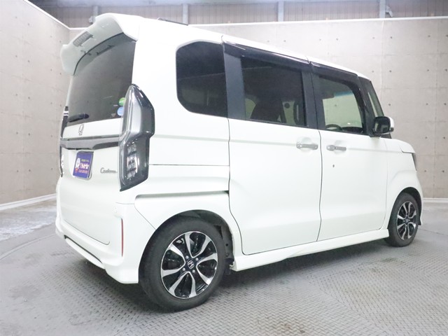 ホンダ Ｎ　ＢＯＸカスタム Ｇ・Ｌホンダセンシング