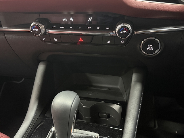 マツダ マツダ３ 15Sﾚｻﾞｰﾂｰﾘﾝｸﾞｾﾚｸｼｮﾝ