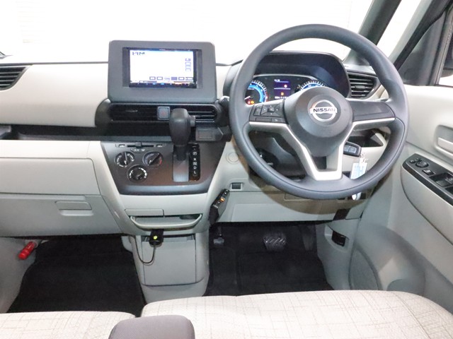 ニッサン ルークス Ｓ