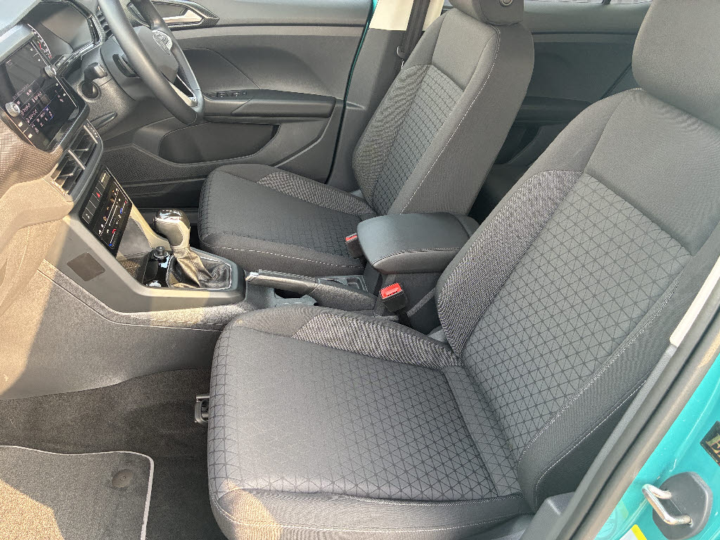 フォルクスワーゲン Ｔ‐クロス TSIアクティブ